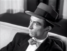Capture from the movie Kansas City Confidential (Phil Karlson, 1952), Tony Romano (Lee Van Cleef)